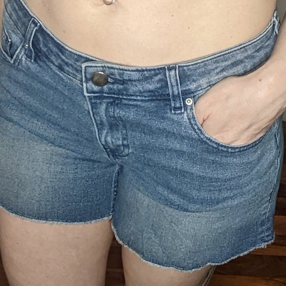 Booty jorts - Picture 1 of 6